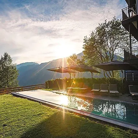 Lovely With Shared Pool Ξενοδοχείο 2*